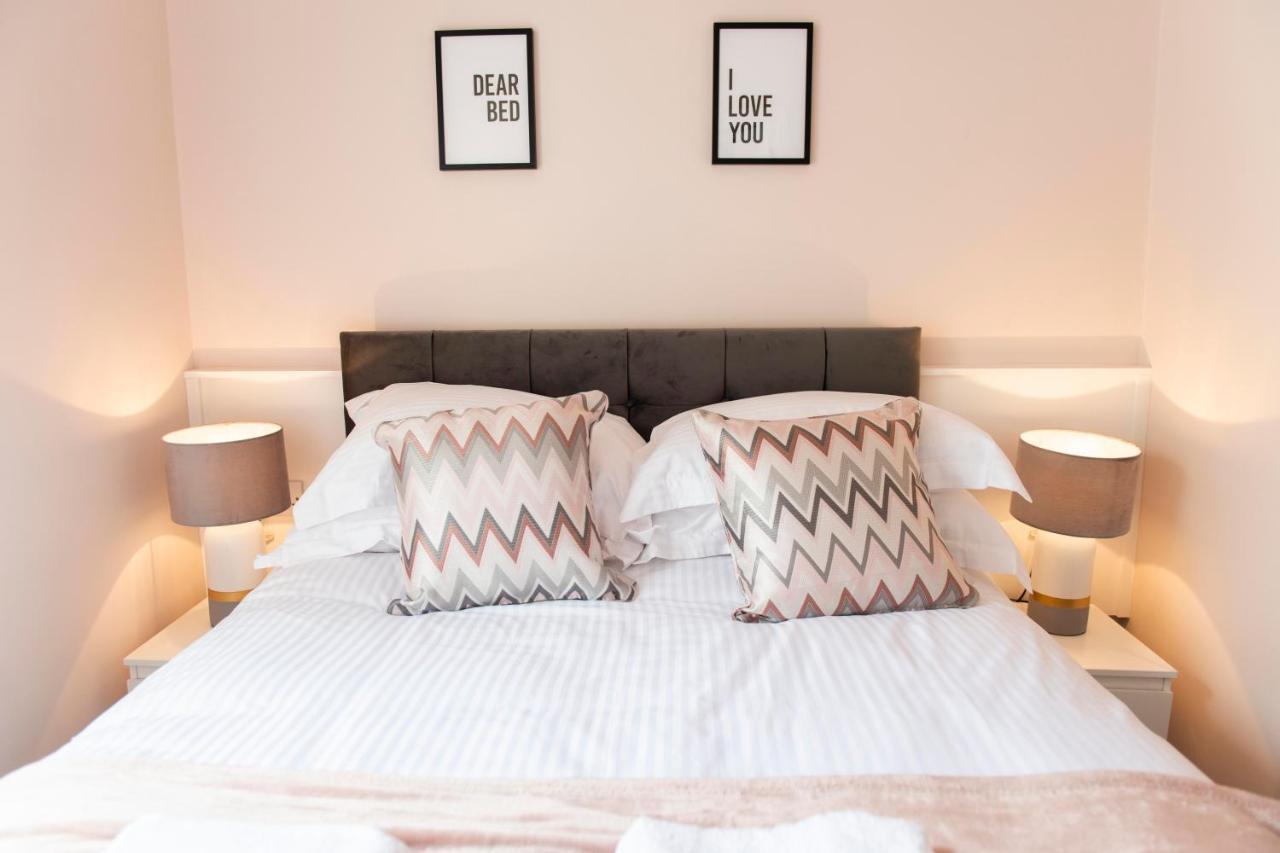 Charles Alexander Short Stay - Highcliffe Apartments Кливлис Екстериор снимка