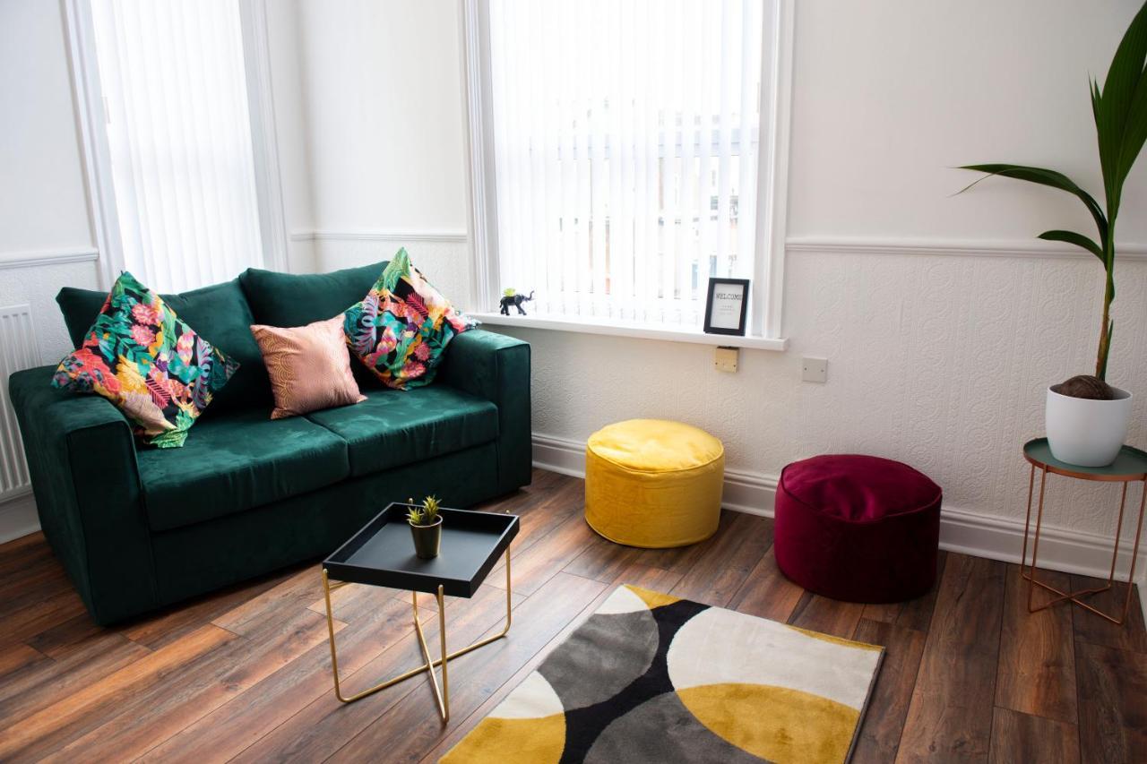Charles Alexander Short Stay - Highcliffe Apartments Кливлис Екстериор снимка