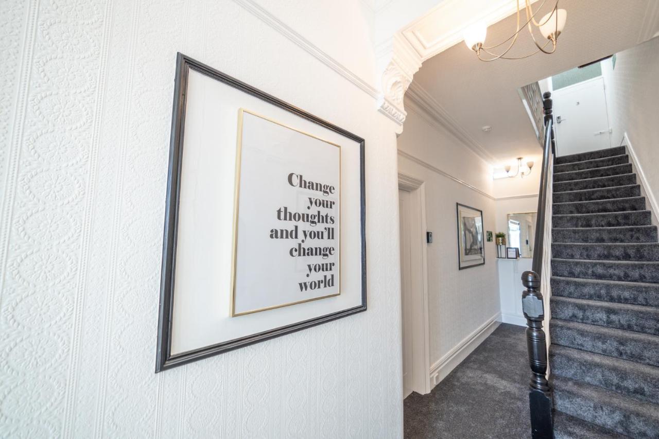 Charles Alexander Short Stay - Highcliffe Apartments Кливлис Екстериор снимка