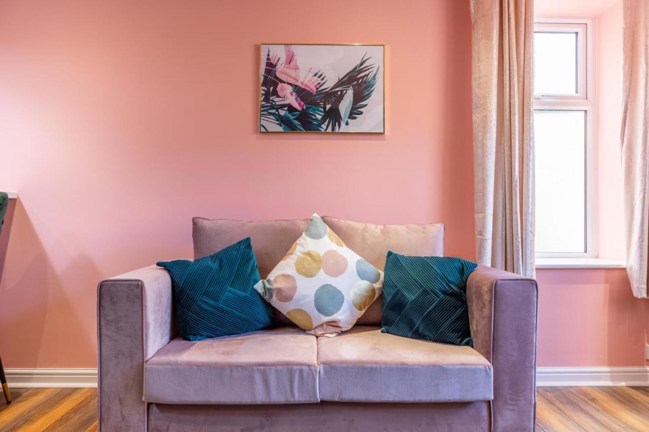 Charles Alexander Short Stay - Highcliffe Apartments Кливлис Екстериор снимка